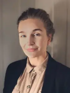 marit 400x533.jpg